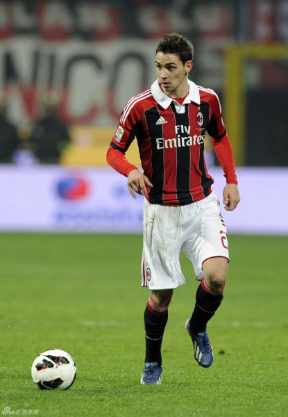 看懂站位就懂比赛（掌握站位，洞悉比赛）