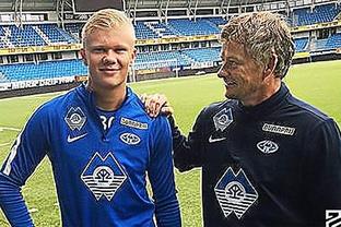 森保一：我们进了一个非常艰难的小组，对阵谁都要完美发挥