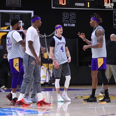 巴萨近16次对阵阿拉维斯保持不败，两队近26次交手巴萨仅1负（巴萨对阿拉维斯16战不败，近26次交锋仅输1场）