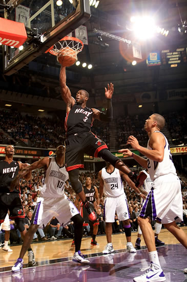 米兰0比1不敌拉齐奥，连续第二年在奥林匹克球场止步意大利杯（米兰0-1负拉齐奥，连续两年在奥林匹克球场无缘意大利杯）